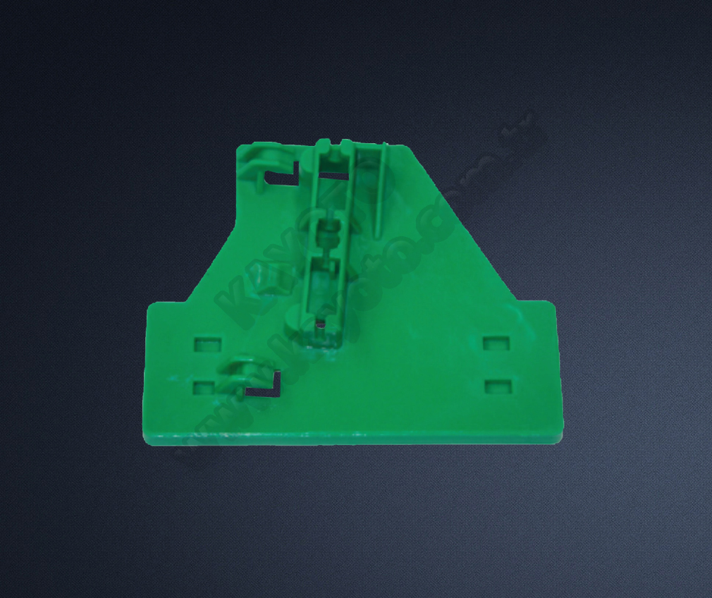 Audi A4 2000-2008 Cam Kriko Plastiği Arka Sağ