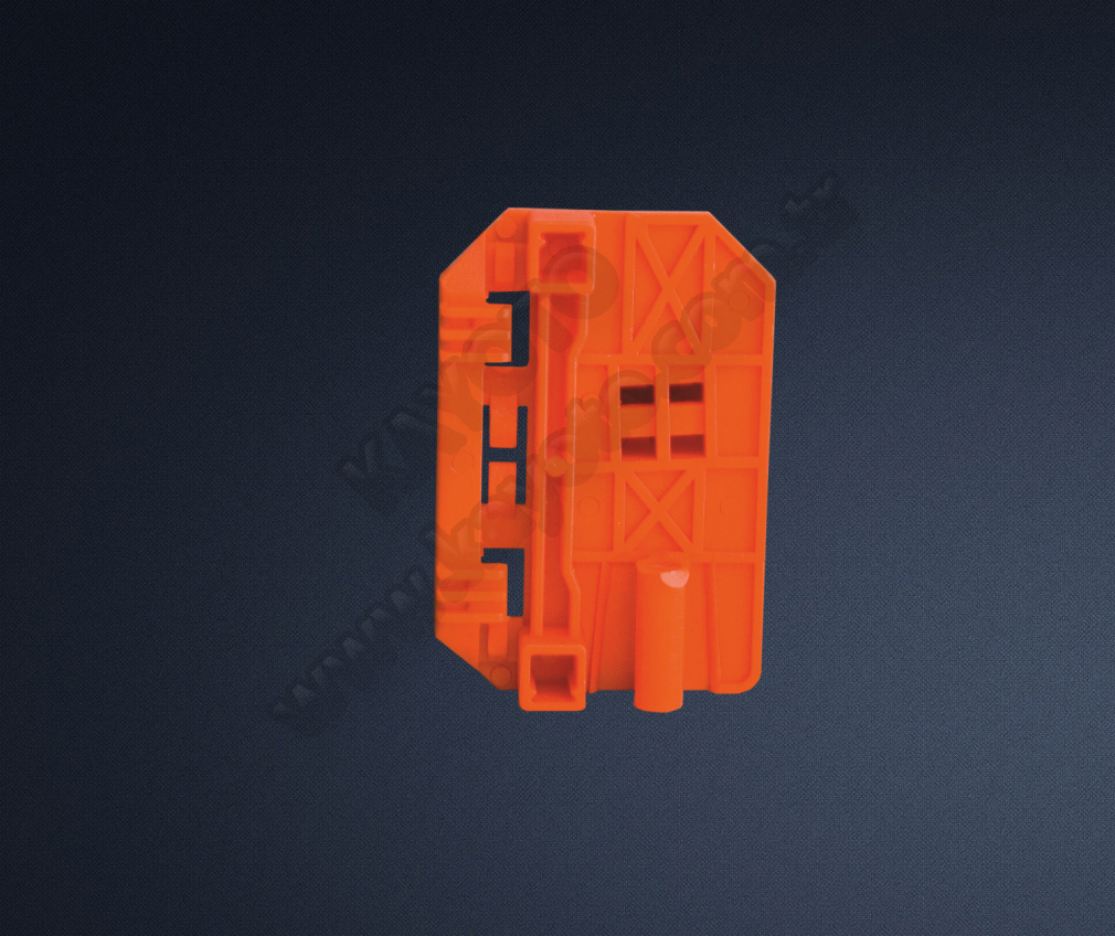 Renault Tır Cam Kriko Plastiği Ön 1