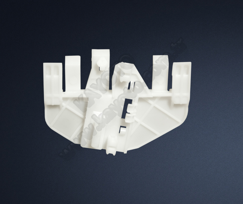 Jeep Liberty 2006-2007 Cam Kriko Plastiği Sağ