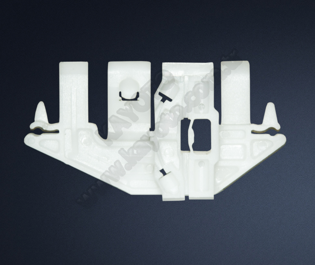 Peugeot 406 1995-2004 Cam Kriko Plastiği Arka Sağ