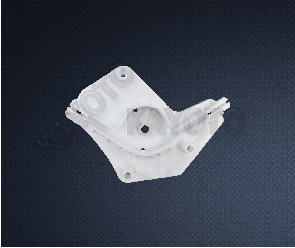 Mercedes CLS W219 2004-2010 Cam Krikosu Motor Kapağı Ön Sol