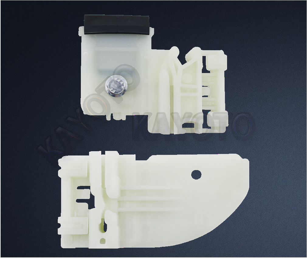Hyundai i30 2012-2017 Cam Krikosu Plastiği Ön Sağ Set HR