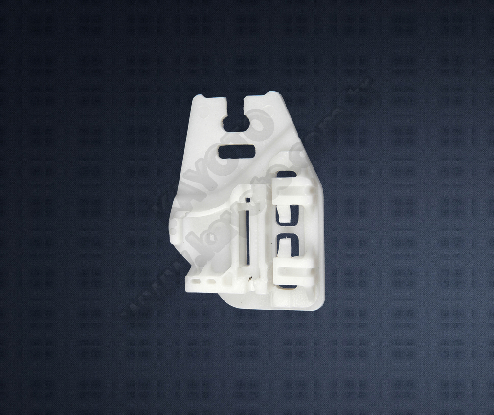 BMW X5 E46 1999-2007 Cam Kriko Plastiği Arka Sağ