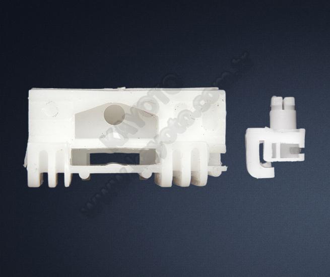 Peugeot 106 1996-2005 Cam Kriko Plastiği Ön Sol
