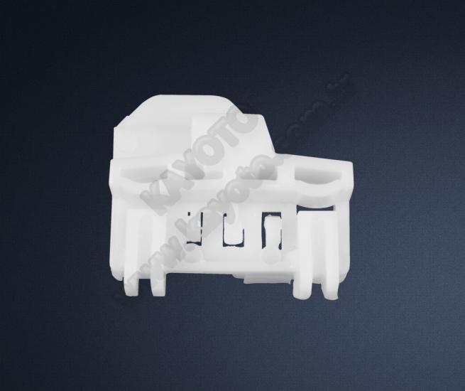 Audi A4-B5 1994-2001 Cam Kriko Plastiği Ön Sol