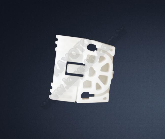 Mercedes C180 2000-2007 Cam Kriko Plastiği Ön Sağ