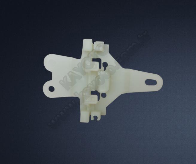 Mercedes Vito 1996-2003 Cam Kriko Plastiği Ön Sol
