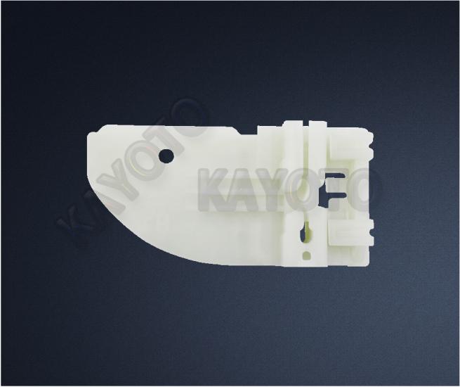 Hyundai i30 2012-2017 Cam Krikosu Plastiği Ön Sol HL 2