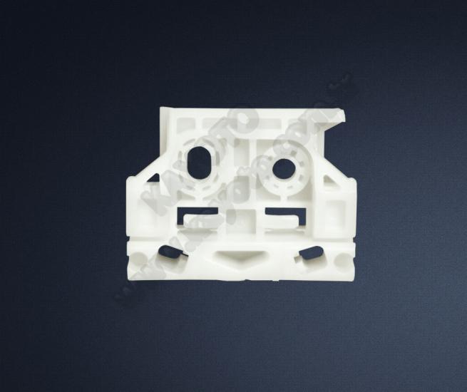 Citroen C5 2008-Sonrası Cam Kriko Plastiği Ön Sol