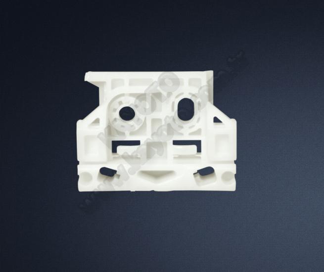 Citroen C5 2008-Sonrası Cam Kriko Plastiği Ön Sağ