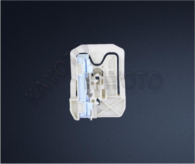Audi A4 Q5 Q7 2009-2015 Cam Krikosu Plastiği Sol
