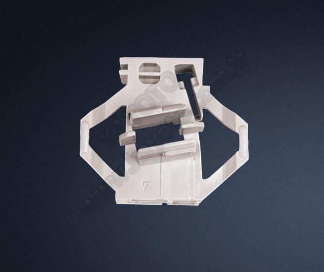 Cordoba 1993-2002 Cam Kriko Plastiği Ön Sol