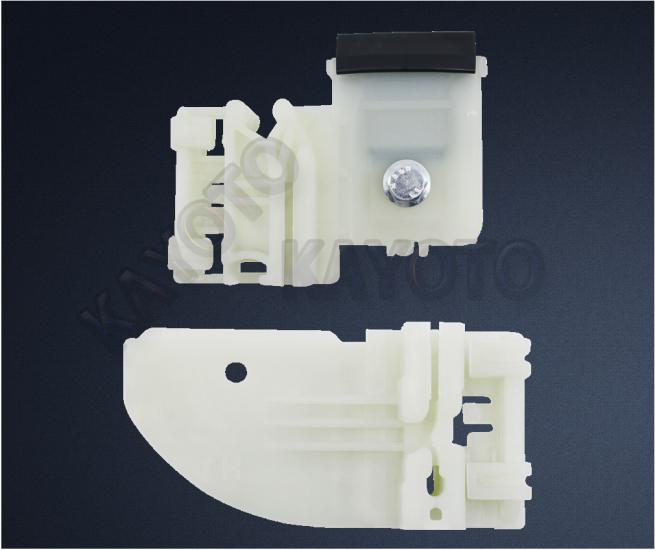 Hyundai i30 2012-2017 Cam Krikosu Plastiği Ön Sol Set HL