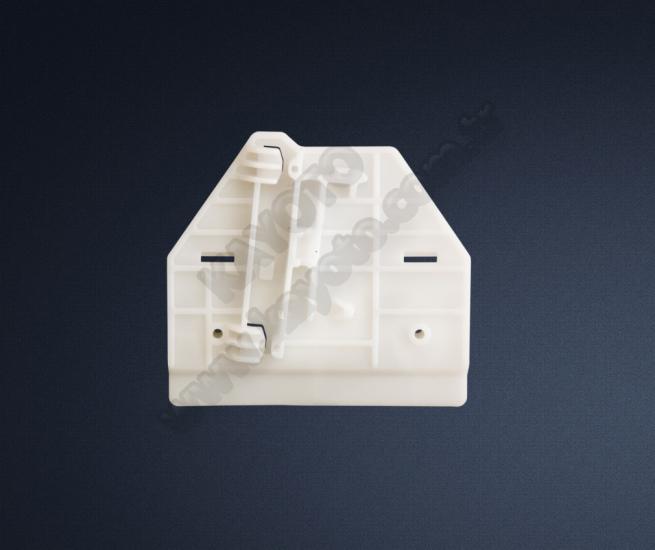Audi A6 2004-2011 Cam Kriko Plastiği Arka Sağ