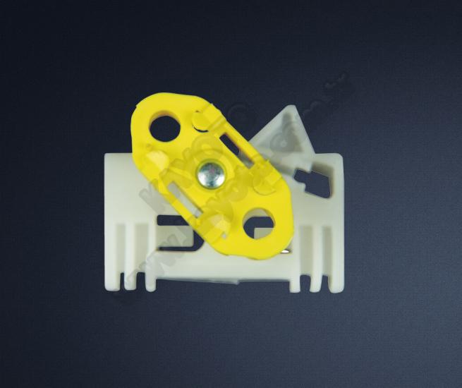 Opel Meriva 2003-2010 Cam Kriko Plastiği Sol